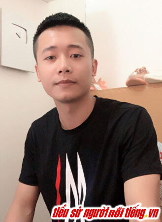 Quang Linh không chỉ là một YouTuber, mà còn là một người nhiệt huyết, luôn cống hiến cho công việc và xã hội.