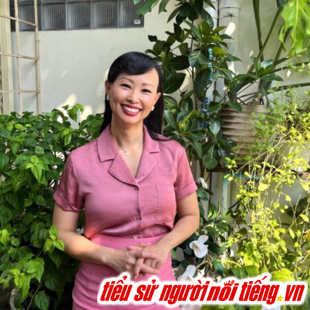 Thái Vân Linh là một người phụ nữ đầy cá tính và quyết đoán, luôn dám nghĩ dám làm để đạt được mục tiêu của mình.
