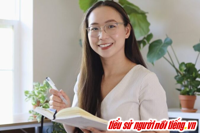 Sự góp sức của Chi Nguyễn so với công ty nghĩa tối giản và được xã hội reviews cao và phát triển thành một trong mỗi người đứng vị trí số 1 trong nghành nghề này.