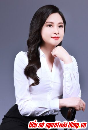 Sự tài năng và thông minh xuất sắc của Mùi Khánh Ly thể hiện qua cách cô dẫn dắt chương trình một cách sáng tạo và độc đáo.