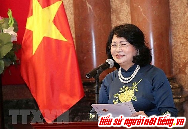 Bà Đặng Thị Ngọc Thịnh đã có hơn 40 năm hoạt động trong lĩnh vực chính trị và xã hội, với nhiều đóng góp cho sự phát triển của đất nước