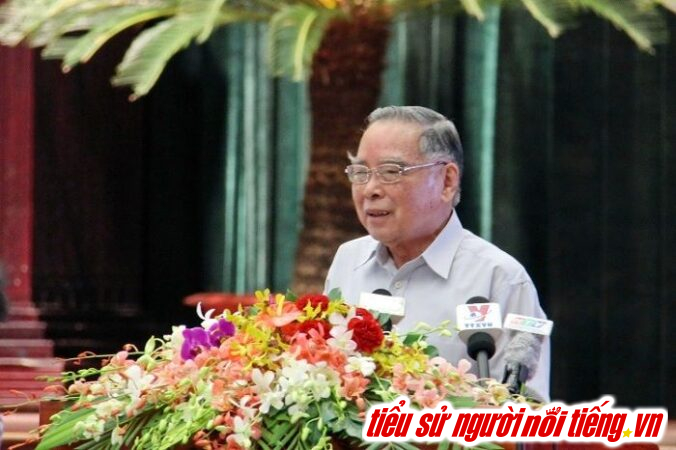 Thủ tướng Phan Văn Khải được xem là một trong những nhà lãnh đạo có ảnh hưởng nhất của Việt Nam trong thế kỷ 20