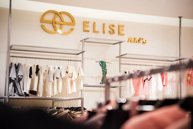 Với cam kết về giá trị và chất lượng, Elise đã xây dựng được lòng tin và sự ủng hộ từ khách hàng, trở thành một trong những thương hiệu thời trang được yêu thích và lựa chọn hàng đầu.