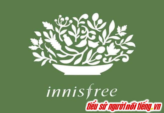 Innisfree là thương hiệu mỹ phẩm Hàn Quốc nổi tiếng với việc sử dụng các thành phần thiên nhiên và hữu cơ từ đảo Jeju trong từng sản phẩm.