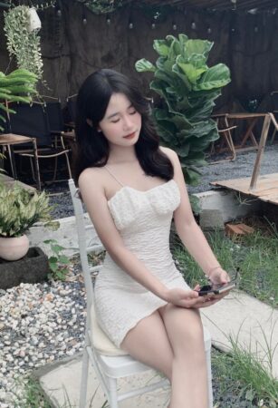 Ánh mắt trìu mến, tạo cảm giác như đang nhìn vào tâm hồn.