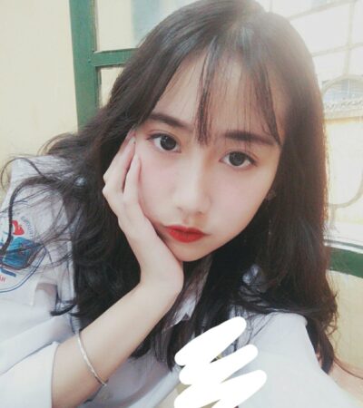 Ánh mắt trong veo và tươi tắn của Hoa Tường Vi trong những bức ảnh ngày xưa khiến trái tim người nhìn thổn thức.