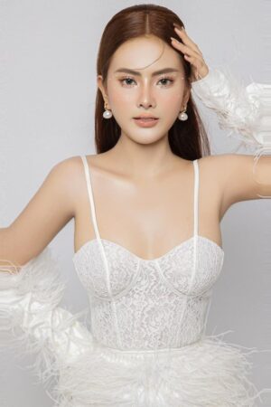 Bùi Thị Như Quỳnh là một hot girl nổi tiếng trên mạng xã hội.