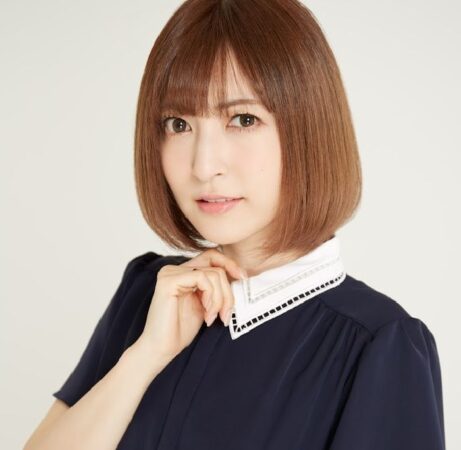 With her breathtaking beauty and impeccable fashion sense, Sayaka Kanda is a style icon. Whether she's attending red carpet events or performing on stage, she always manages to look effortlessly glamorous and stylish