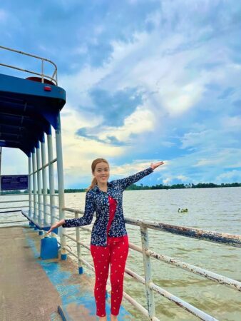 Trong tương lai, Huyền Phi dự định tiếp tục phát triển kênh Tiktok tại quê hương, chia sẻ thêm về ẩm thực miền quê và lối sống bình dị của mình.